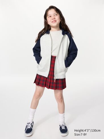 Uniqlo مطوي ميني Skort in Kuwait