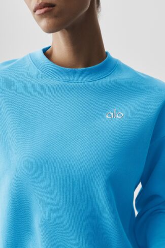 Alo Yoga Accolade Crew Neck Pullover - Azure Blue in Saudi Arabia