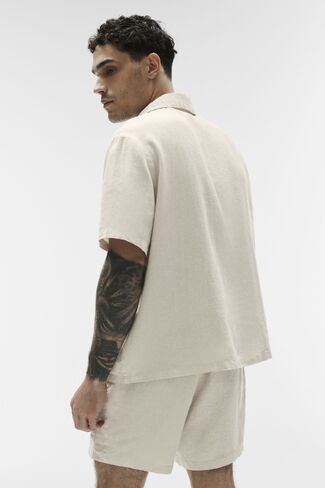 Alo Yoga Linen Days Short Sleeve Button Up - Bone in Saudi Arabia