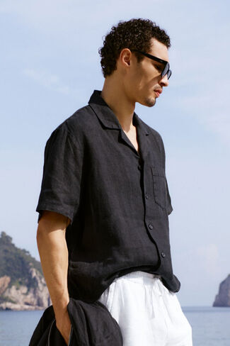 Alo Yoga Linen Days Short Sleeve Button Up - Black in Kuwait