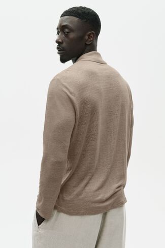 Alo Yoga Linen Jersey Coastal Long Sleeve Button Up - Gravel in Saudi Arabia