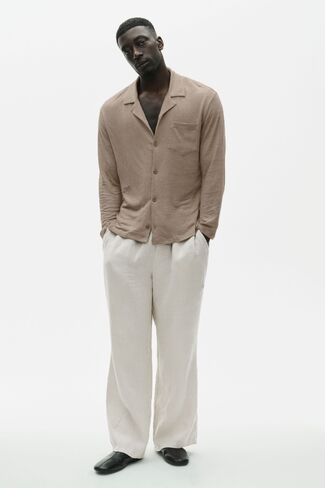 Alo Yoga Linen Jersey Coastal Long Sleeve Button Up - Gravel in Saudi Arabia