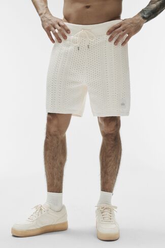 Alo Yoga 7" Coastline Knit Short - Ivory in Saudi Arabia