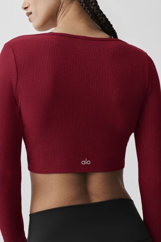 Alo Yoga Ribbed Cropped Whisper Cardigan - Summer Romance Red in Saudi Arabia