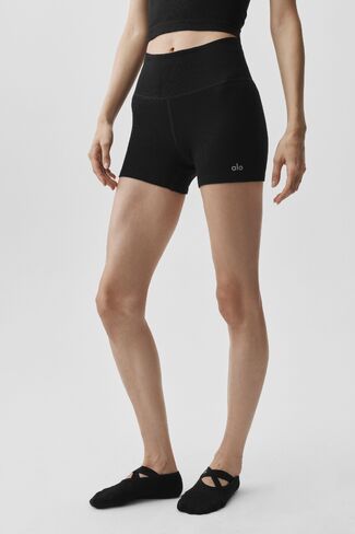 Alo Yoga 4" Seamless Modal Ribbed High-Waist Short - Black in Kuwait