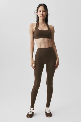 Alo Yoga ALO Softsculpt Feel The Heat Halter Bra - Espresso in Saudi Arabia