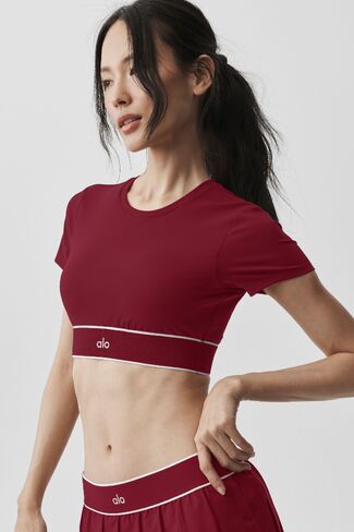 Alo Yoga ALO Softsculpt Amp It Up Short Sleeve Bra - Summer Romance Red in Saudi Arabia