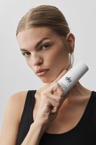 Alo Yoga Travel Size Hypochlorous Clarity Mist - No Color / 60 Milliliters in Saudi Arabia
