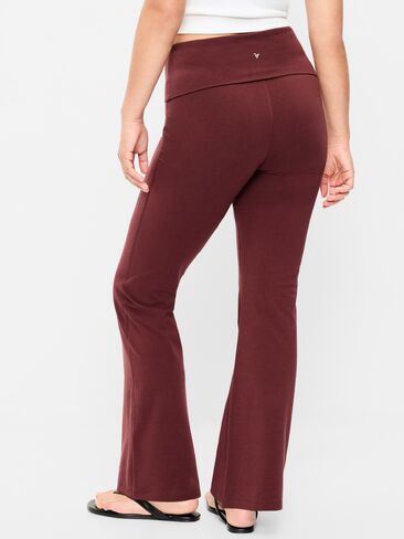Old Navy High-Waisted PowerChill Fold-Over Bootcut Leggings - Wine Tasting in Kuwait