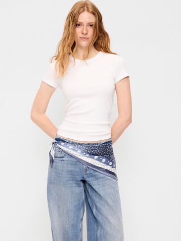 وشاح حريري Old Navy Outtek™ - زهور زرقاء in Kuwait