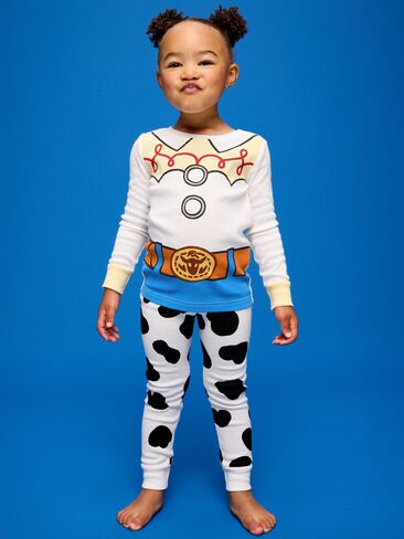 Old Navy Old Navy x Pixar Toy Story بيجامة جرافيك ملائمة للأطفال الصغار والرضع - جيسي in Kuwait