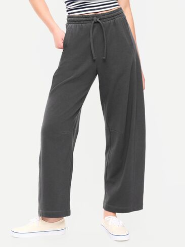 بنطال رياضي SoComfy Barrel متوسط ​​الارتفاع من Old Navy - النمر in Kuwait