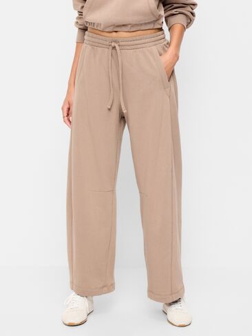 بنطال رياضي SoComfy Barrel متوسط ​​الارتفاع من Old Navy - شوكولاتة مملحة in Kuwait