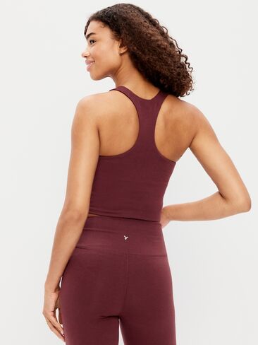 حمالة صدر رياضية Old Navy خفيفة الوزن ذات دعم PowerChill برقبة عالية - تذوق النبيذ in Kuwait