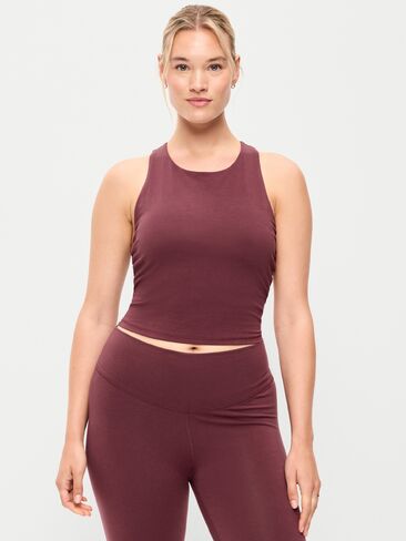 حمالة صدر رياضية Old Navy خفيفة الوزن ذات دعم PowerChill برقبة عالية - تذوق النبيذ in Kuwait