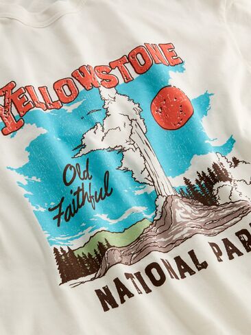 تي شيرت Old Navy Yellowstone National Park ذو رقبة دائرية كبيرة الحجم - ملح البحر in Kuwait