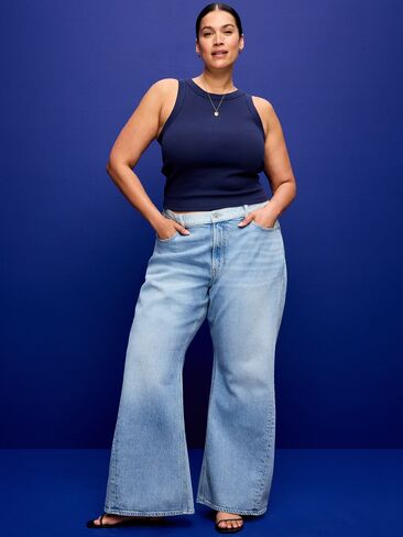 بنطال جينز Old Navy بخياطة ملتوية متوسط ​​الارتفاع - دارلين in Kuwait