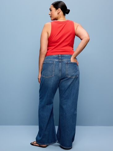 Old Navy Mid-Rise Twisted-Seam Flare Jeans - Avery in Kuwait