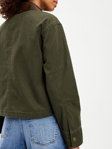 Old Navy Cropped Barn Jacket - Forest Tapestry in Kuwait