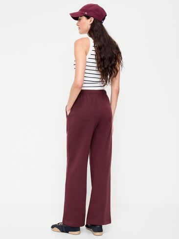 بنطال رياضي واسع الأرجل من الصوف عالي الخصر من Old Navy - أحمر أم لا in Kuwait