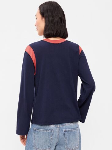 تي شيرت برسومات بأكمام طويلة من Old Navy EveryWear - باللون الأزرق الداكن in Kuwait