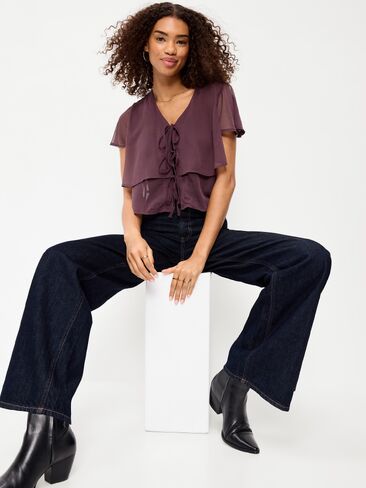 بلوزة من الشيفون بأكمام مرفرفة وربطة أمامية من Old Navy - Veil my Night in Kuwait