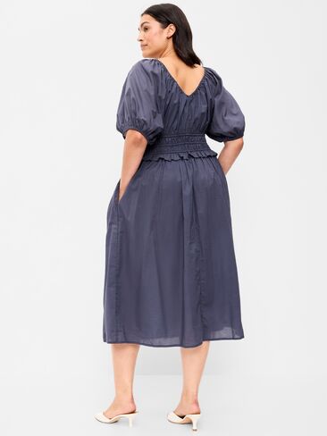 فستان Old Navy Fit & Flare Prairie متوسط ​​الطول - زجاج بركاني in Kuwait