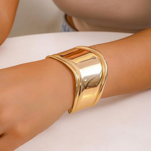 Gold Bangle Bracelets for Women Chunky Gold Bracelet Gold Cuff Bracelet Wide Gold Bangle Bracelet Hammered Open Wrist Cuff Bracelet Trendy Gold Jewelry in Saudi Arabia