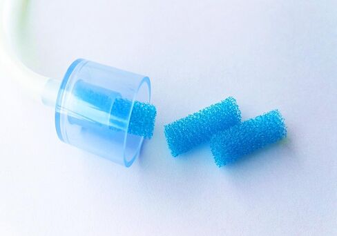 100 عبوة من شفاط الأنف مناسبة لنوزفريدا، شفاط الأنف للنظافة، خالية من مادة البيسفينول والفثالات واللاتكس in Kuwait