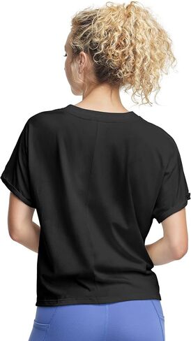 بلوفر نسائي من Champion بشعار Activewear وردي L in Saudi Arabia