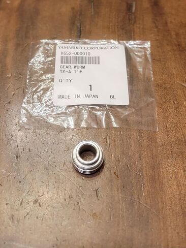 Replacement for ECHO NEW Genuine Worm Gear CS-330T CS-360T CS-370 CS-400 V652000010 OEM in Kuwait