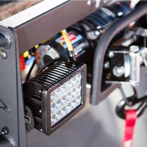كشاف LED من سلسلة Golights Stryker ST 30005ST، حامل مغناطيسي مع جهاز تحكم عن بعد لاسلكي محمول، دوران 360 درجة، لمسة نهائية بيضاء in Kuwait