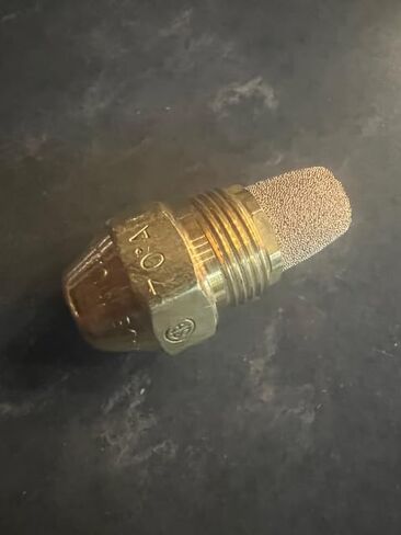 Oil Burner Nozzle, 1.00 70 A, Hollow Spray Red Cap 1.00 70A Oil Nozzle 1.00 Gallons per minute with a hollow 70 degree Spray in Kuwait