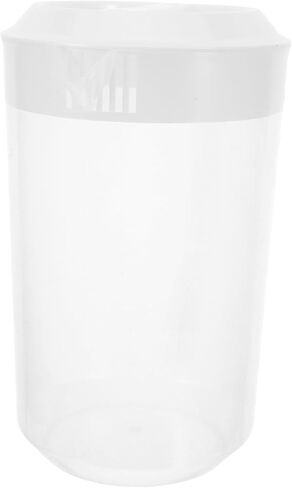 PRETYZOOM Heat Resistant Measuring Kettle with Lid Large Capacity Plastic Beverage Pitcher for Cold Water Juice Tea Safe Food Grade Storage Container for Family Parties and Picnics in Kuwait