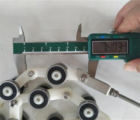 Escalator Handrail Newel Elevator Spare Parts DAA332AJ2 Section 17 Rotary/Double Buckle Rotary in Saudi Arabia