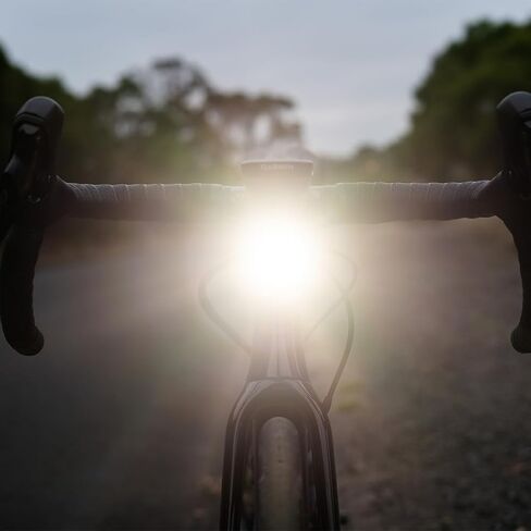 Knog Blinder 900 Headlight & Mid Cobber Bike Tail Light Set - 900 Lumen Front Bike Light, 170 Lumen Rear Bicycle Light with 330° Visibility, Long Battery Life, Multiple Mounts | bike-headlight-taillight-combinations in Kuwait