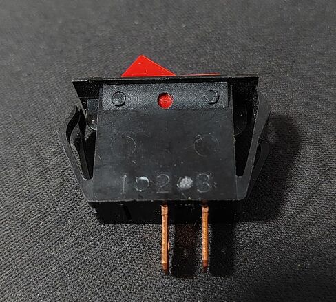مناسبة لـ Carling Technologies 1019R Rocker Switch ON-Off 15A 125VAC 2-Pin محطات نحاسية (1 قطعة) in Kuwait