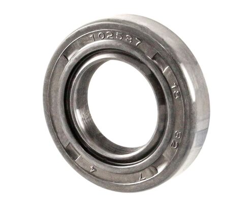EAI Oil Seal 18mm X 32mm X 7mm TC Double Lip w/Spring. Metal Case w/Nitrile Rubber Coating in Kuwait