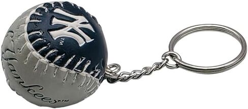 FOCO MLB New York Yankees Team Image Ball Mini Baseball Keychain in Kuwait