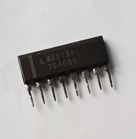 ل 10 قطعة M5218L Zip-8 OP-AMP ثنائي القطب SIP 8Pin البلاستيك in Kuwait