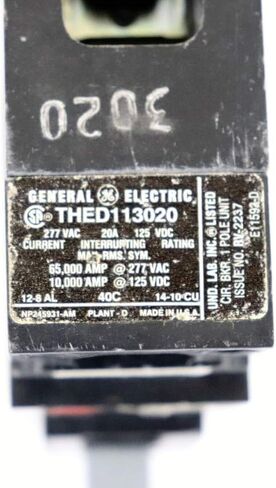 جنرال إلكتريك GETHED113020 GE THED113020 1P-277V-20A CB، أسود in Kuwait