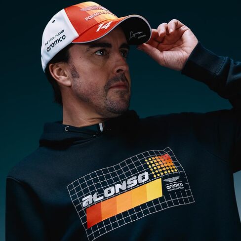 قبعة PUMA Aston Martin F1 إصدار خاص فرناندو ألونسو - أبيض - مقاس واحد | تم إطلاقه ليتزامن مع سباق الجائزة الكبرى الإسباني لعام 2026، أحدث شعارات الفرق والشركاء، مجموعة طبق الأصل مرخصة رسميًا in Kuwait