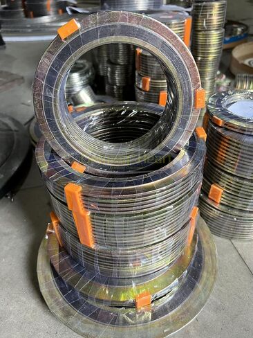 حشية جرح حلزونية من GemmySeal مع حلقة داخلية وخارجية CS، مملوءة بالجرافيت، 5 قطع 14 بوصة DN350-1500lb in Kuwait