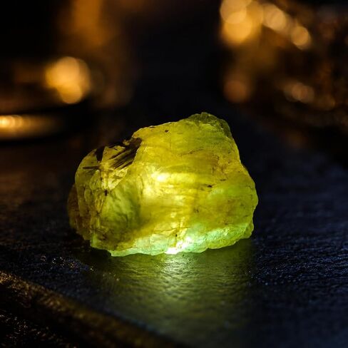 17.85 Ct Natural Zambian Emerald Rough Crystal, Raw Deep Green Gemstone, High Potential for Faceting, Lapidary & Jewelry Making, Collector Grade Specimen in Kuwait