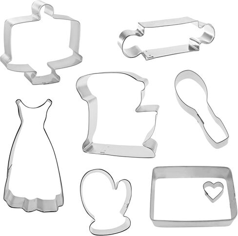 مجموعة قطاعة بسكويت الخبز مكونة من 8 قطع من متجر The Cookie Cutter Shop - قفاز الفرن، حامل الكيك، خلاط، شوبك، قاطعة بسكويت مريلة in Kuwait