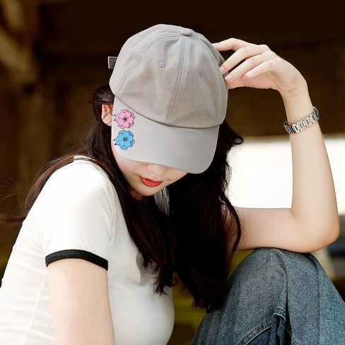 6 Pcs Magnetic Golf Ball Marker with Hat Clip Set, Flower Shape Strong Magnet Golf Markers, Golf Bag Cap Accessories for Men Women Golfers, Ideal Gift for Golf Enthusiasts in Kuwait