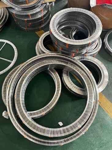 GemmySeal Spiral Wound Gasket with CS Inner&Outer Ring,Graphite Filled,5Pcs 18'' DN450-150lb in Kuwait