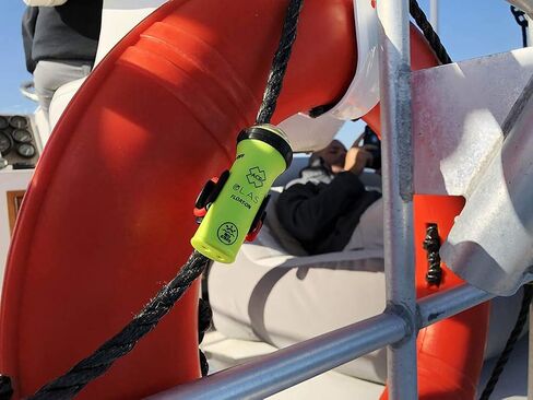 نظام ACR OLAS FLOAT-ON Man Overboard للبالغين والأطفال والحيوانات الأليفة مع مصباح يدوي LED مدمج وستروب منشط بالماء لسلامة القوارب in Kuwait