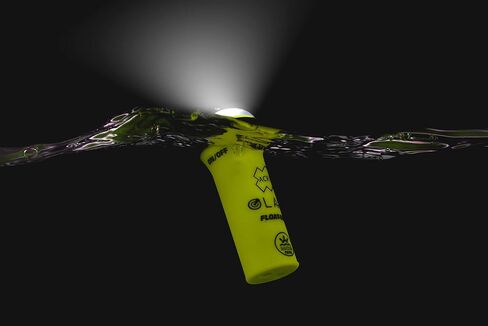 نظام ACR OLAS FLOAT-ON Man Overboard للبالغين والأطفال والحيوانات الأليفة مع مصباح يدوي LED مدمج وستروب منشط بالماء لسلامة القوارب in Kuwait