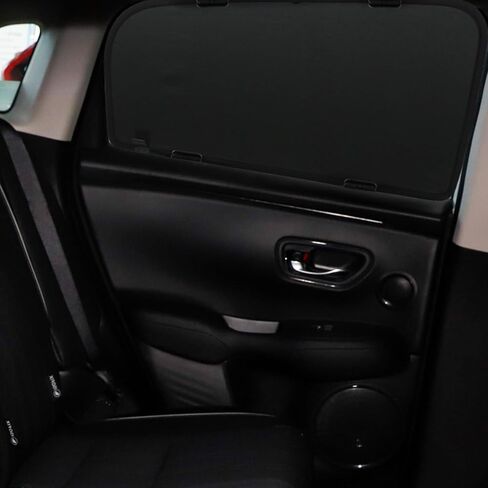 عبوتان من مظلات الشمس لنافذة السيارة لسيارة Honda HRV 2023 2024 - حاجز ظل الشمس أو ظل النافذة الجانبية للسيارة للتخييم والقيلولة والنوم والرضاعة الطبيعية in Kuwait